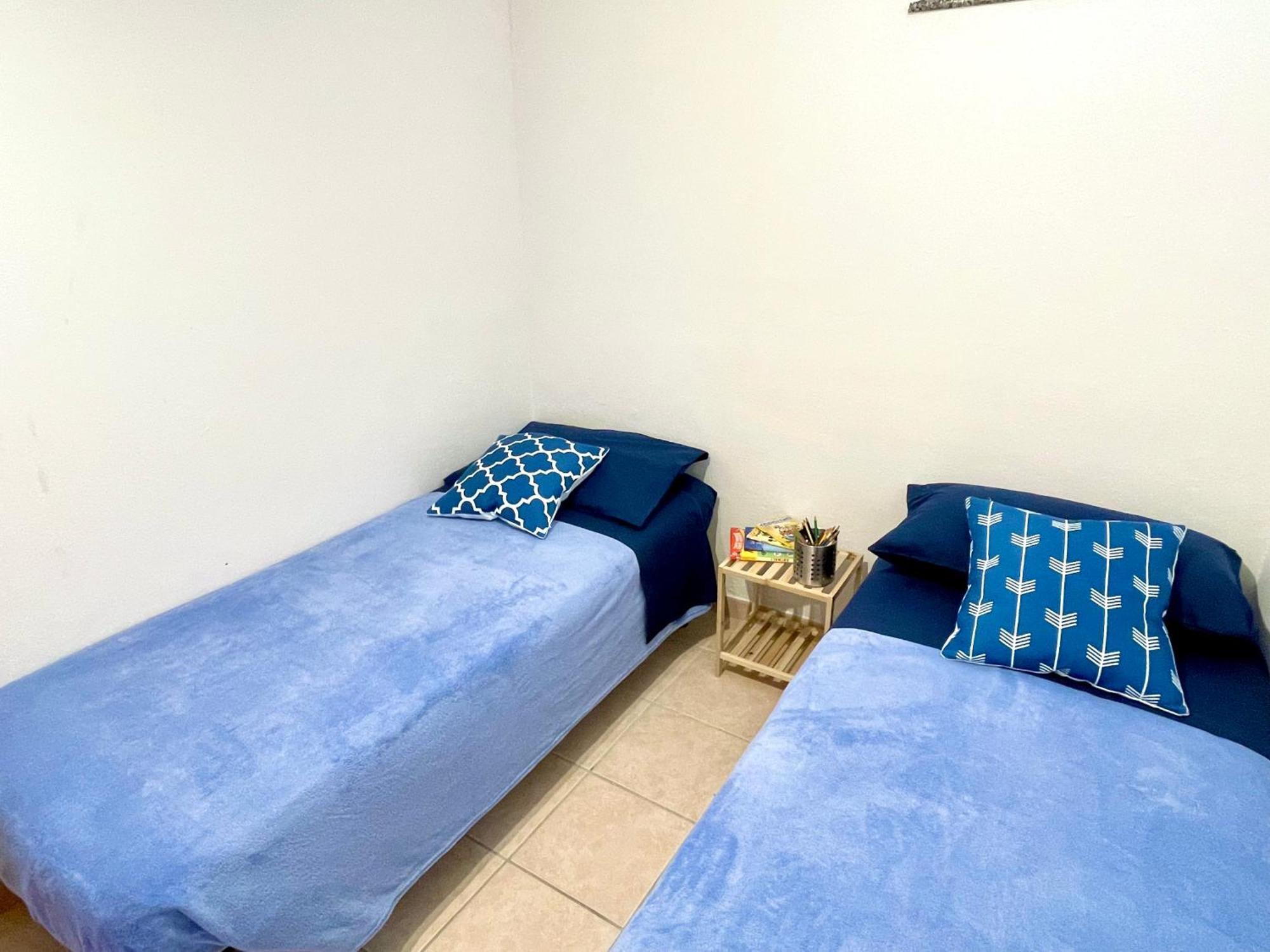 Blue Iun T1261 Apartment *
